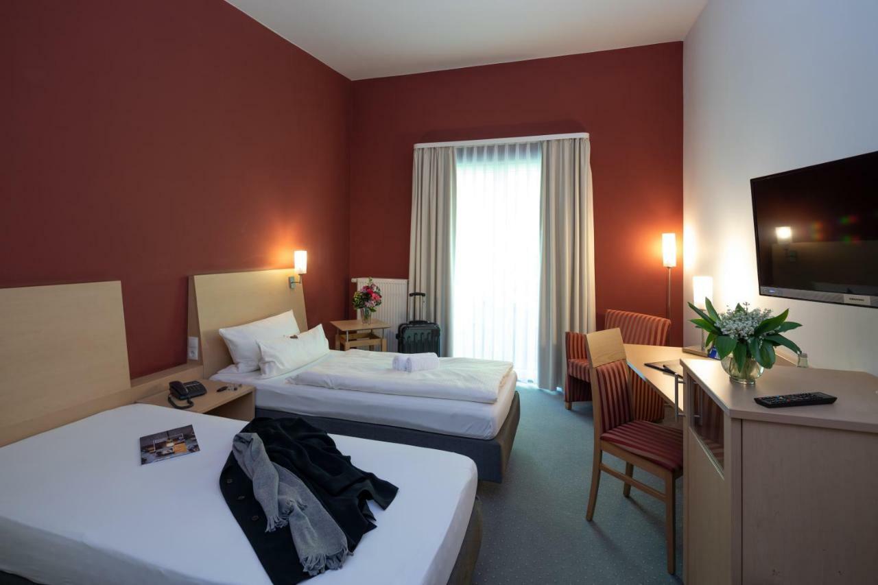 Hotel Mainpromenade ***S Karlstadt Extérieur photo
